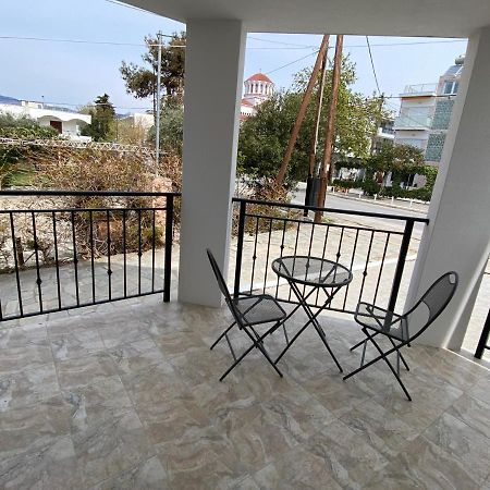 Sunny Beach Apartments Потос Екстериор снимка
