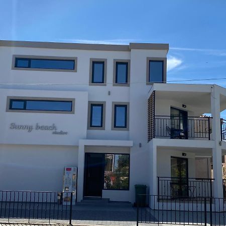Sunny Beach Apartments Потос Екстериор снимка