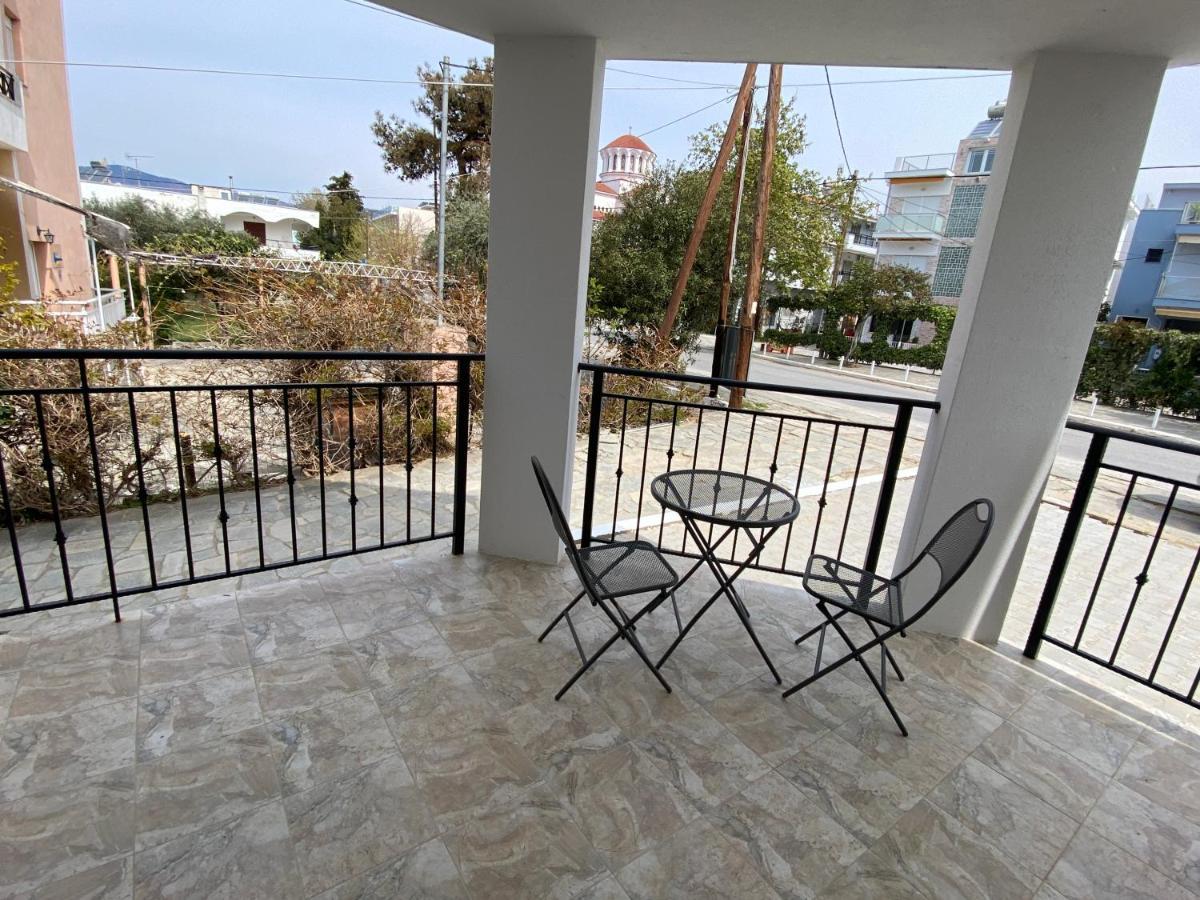 Sunny Beach Apartments Потос Екстериор снимка