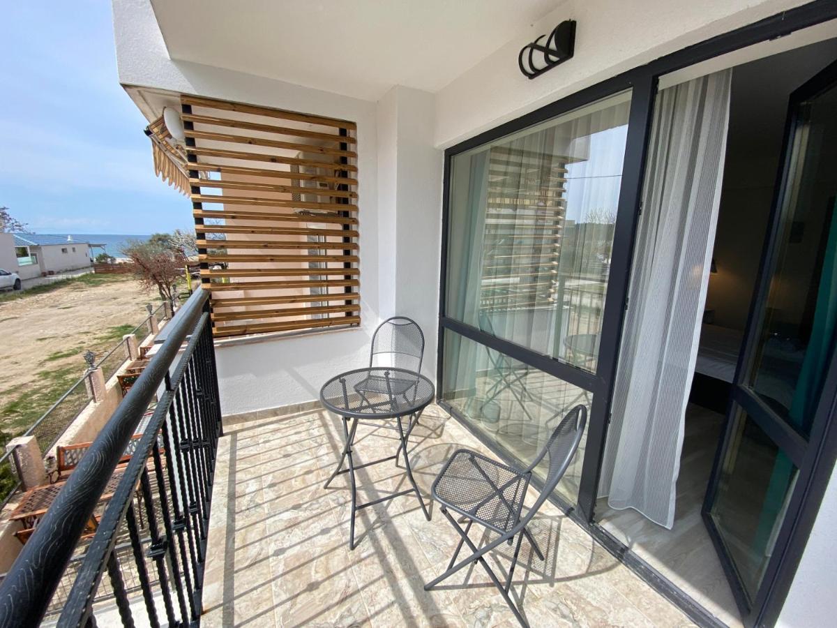 Sunny Beach Apartments Потос Екстериор снимка