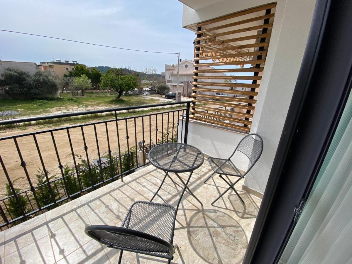 Sunny Beach Apartments Потос Екстериор снимка