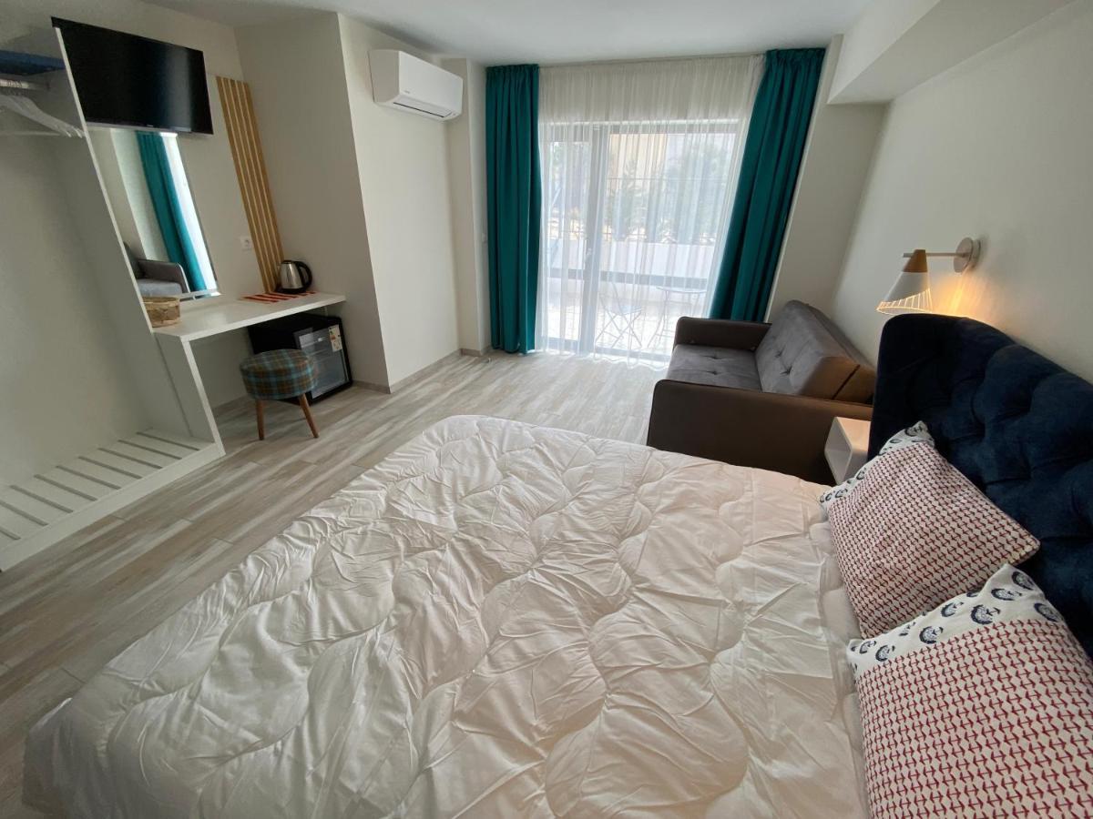 Sunny Beach Apartments Потос Екстериор снимка