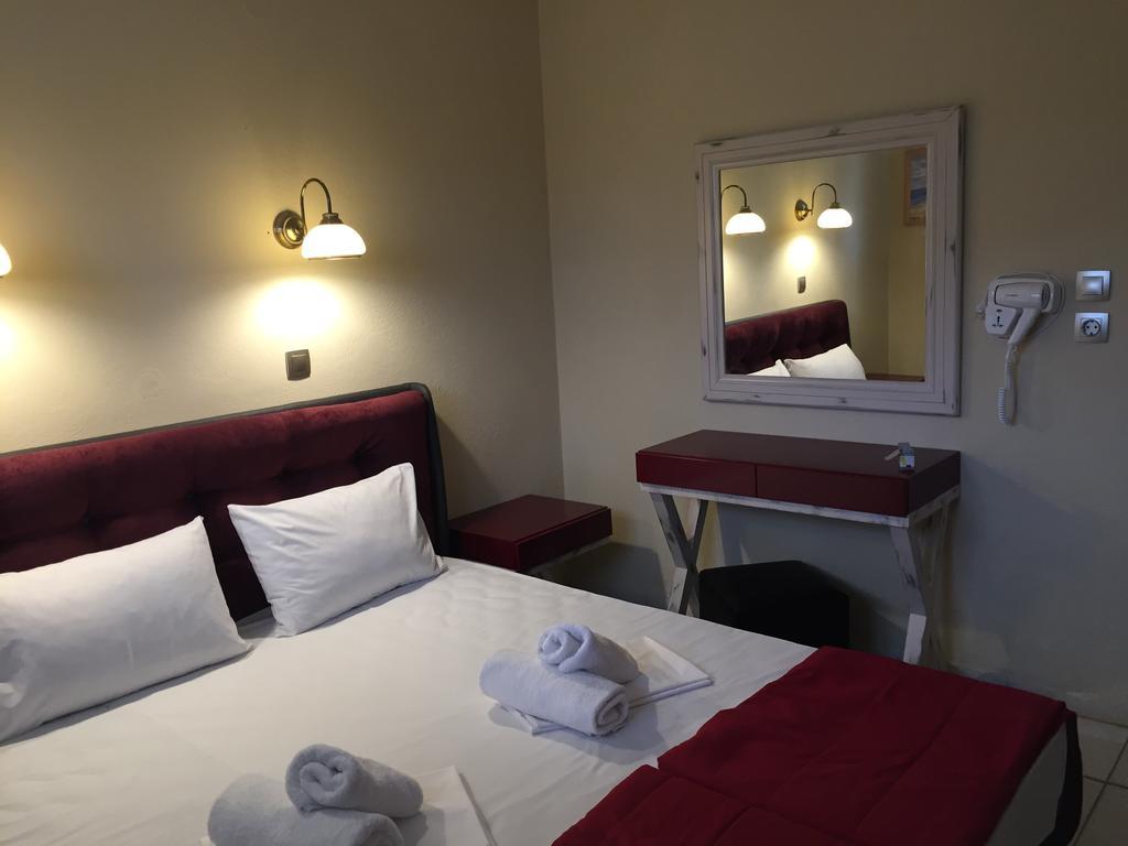 Sunny Beach Apartments Потос Екстериор снимка