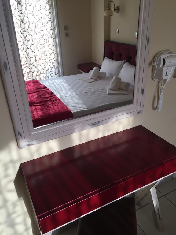 Sunny Beach Apartments Потос Екстериор снимка