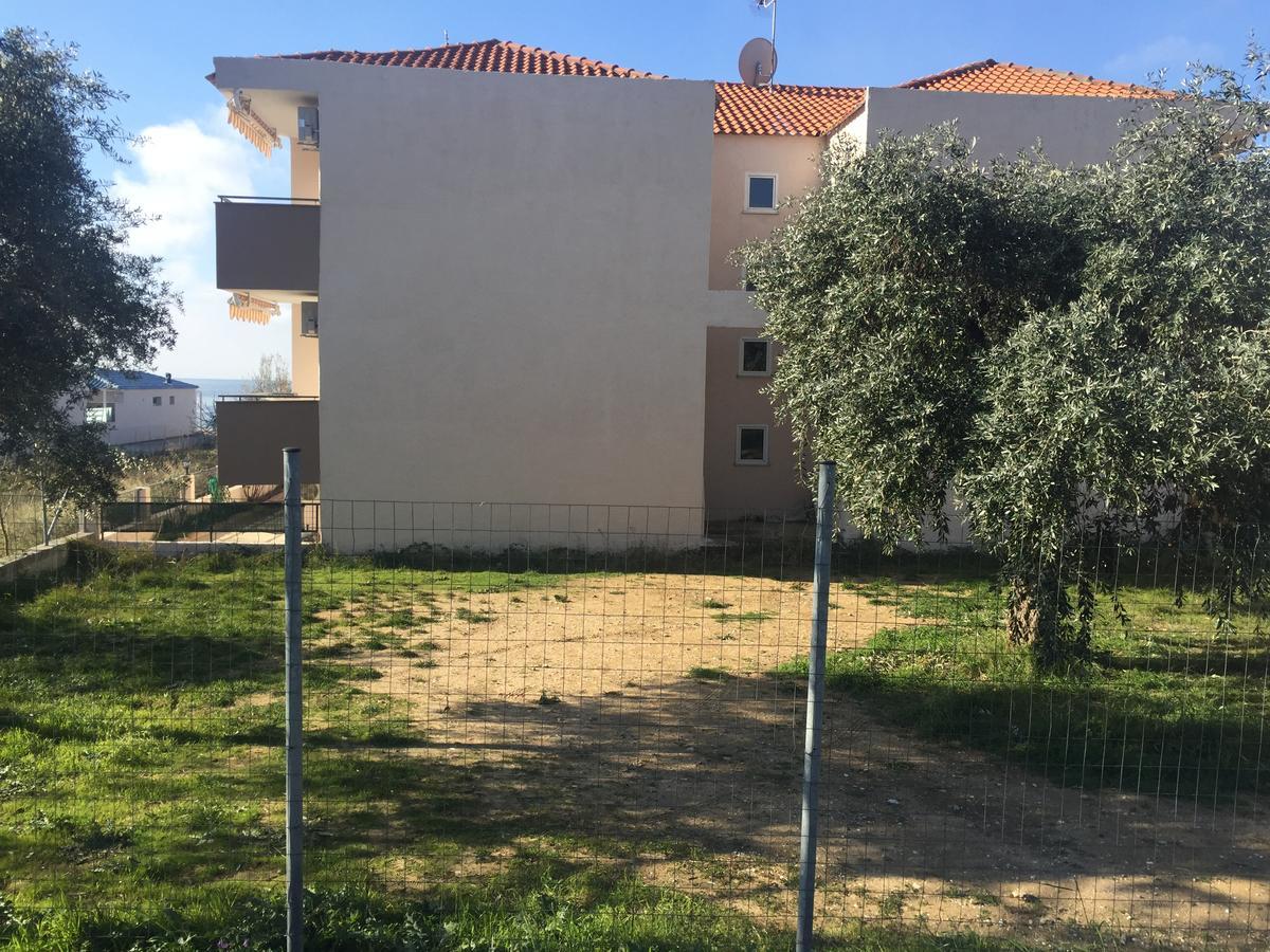 Sunny Beach Apartments Потос Екстериор снимка