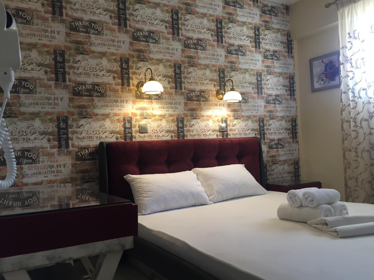 Sunny Beach Apartments Потос Екстериор снимка
